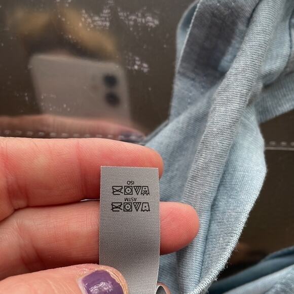 NWT Aloha Vibes tank top - Picture 6 of 6